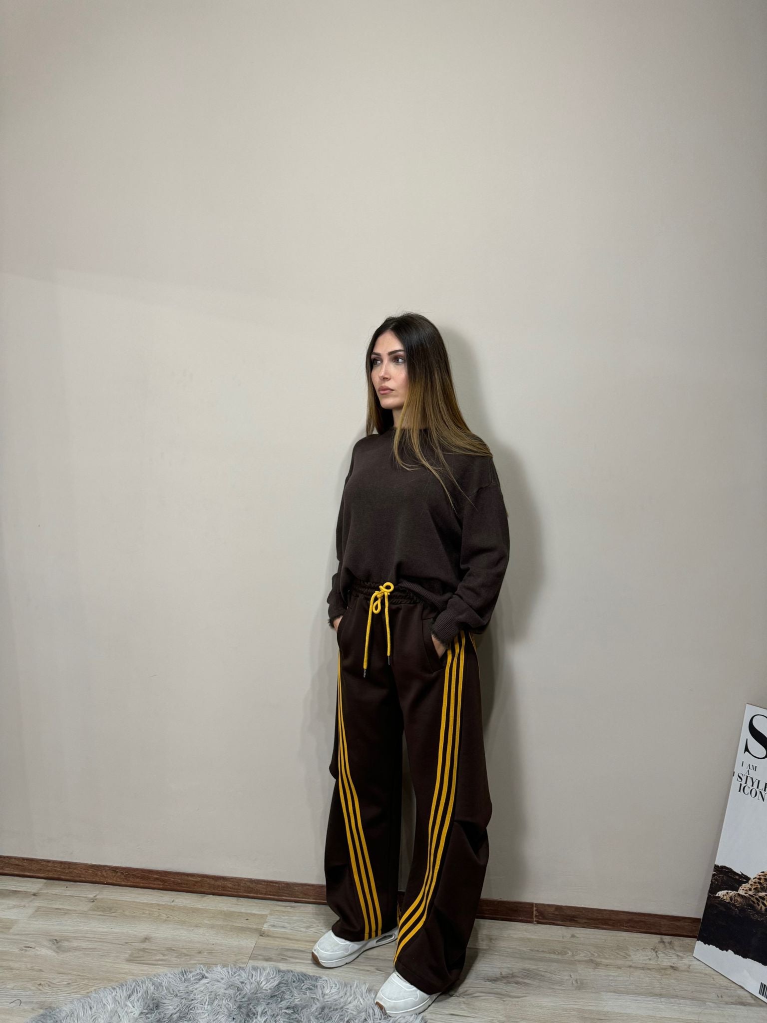 Pantalone tuta Martina choco/yellow