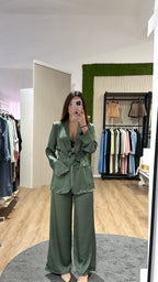 Tailleur raso Millie verde