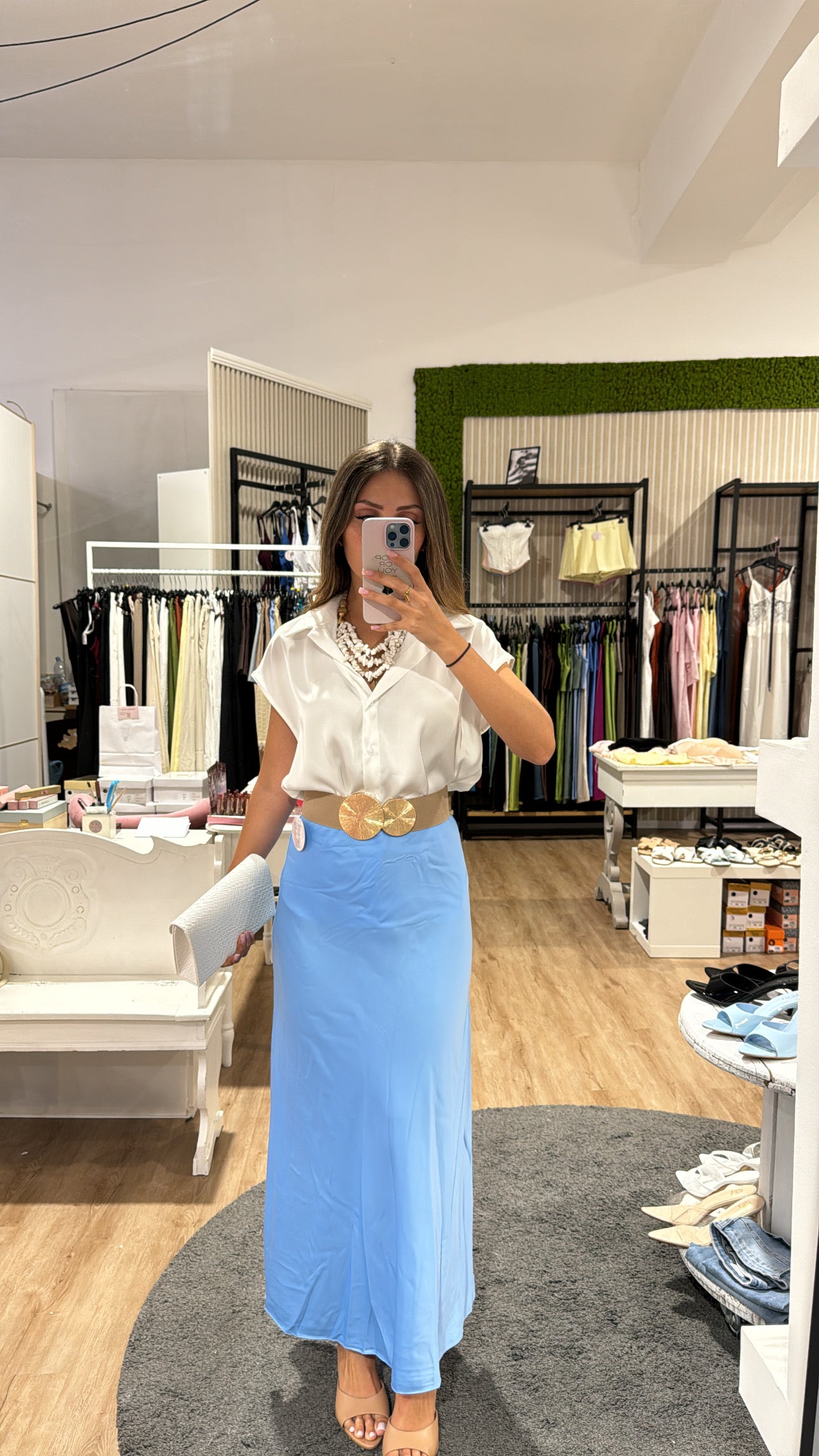 Gonna raso azzurra