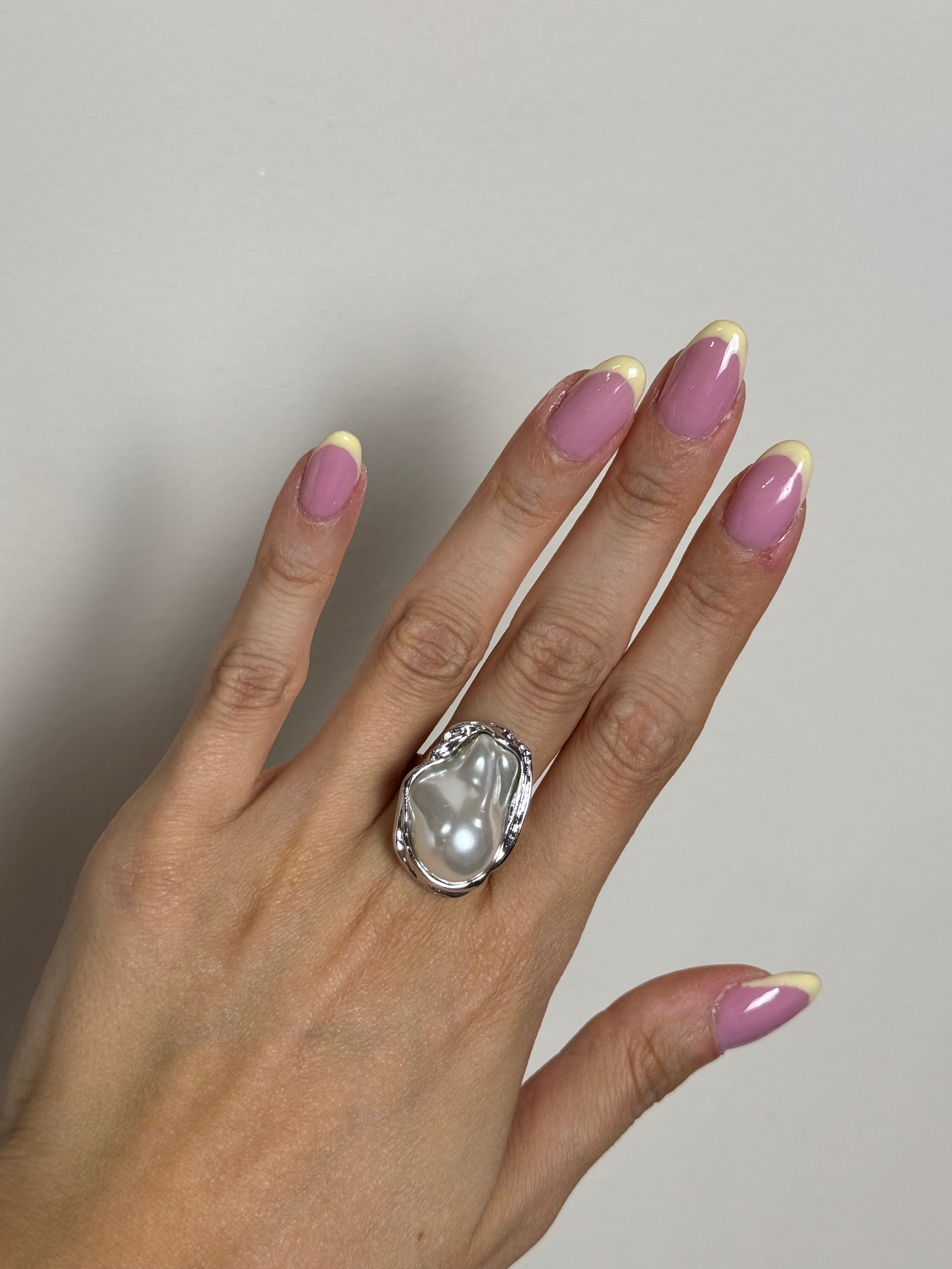 Anello madreperla argento