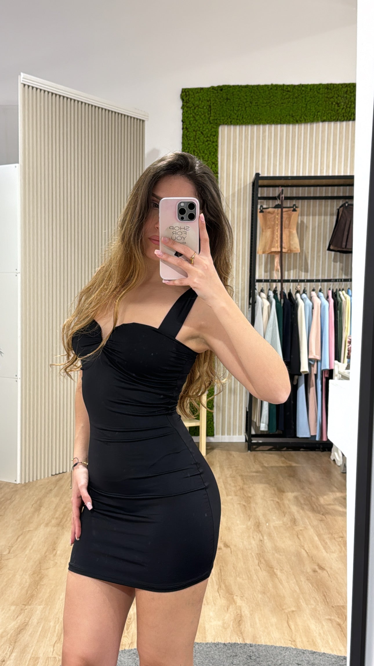Abito Nena