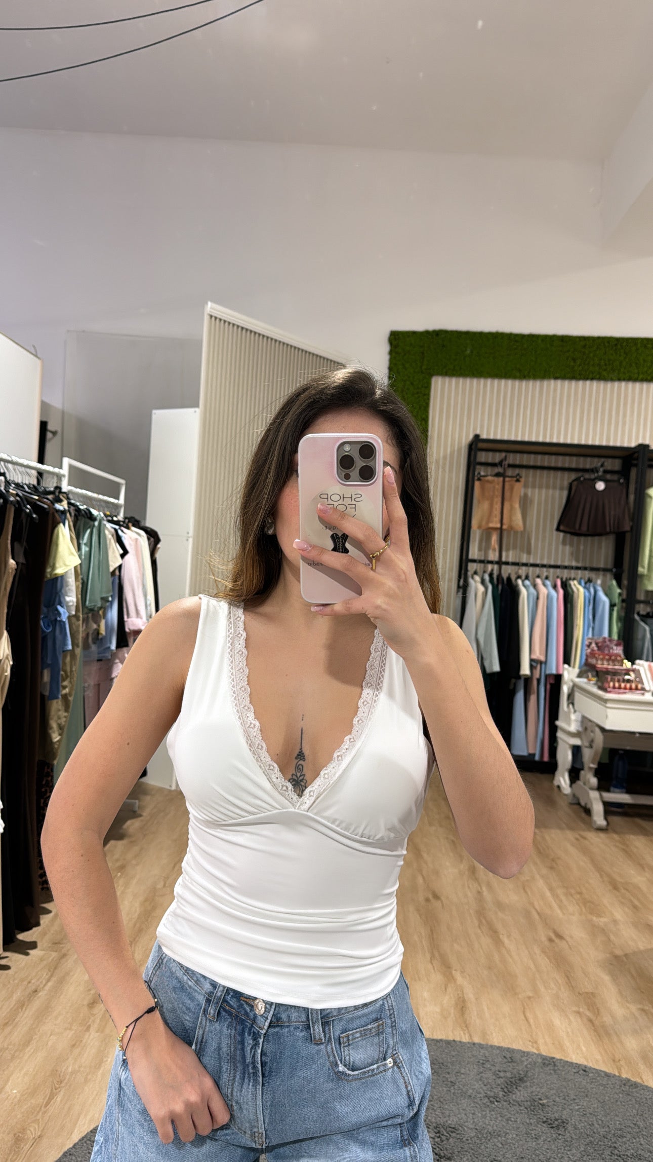 Top Emilia white