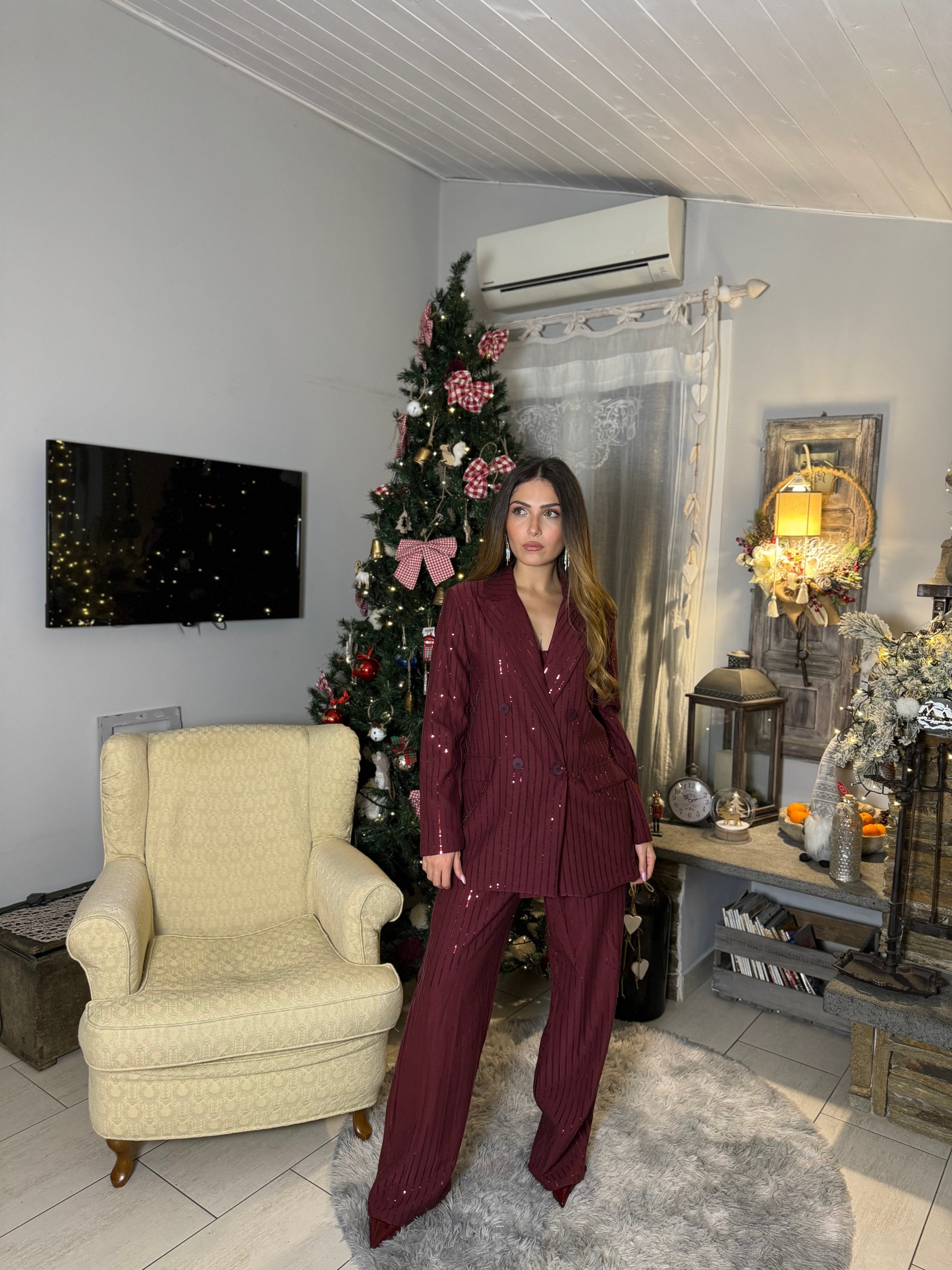 Tailleur gessato paillettes Beatrice bordeaux