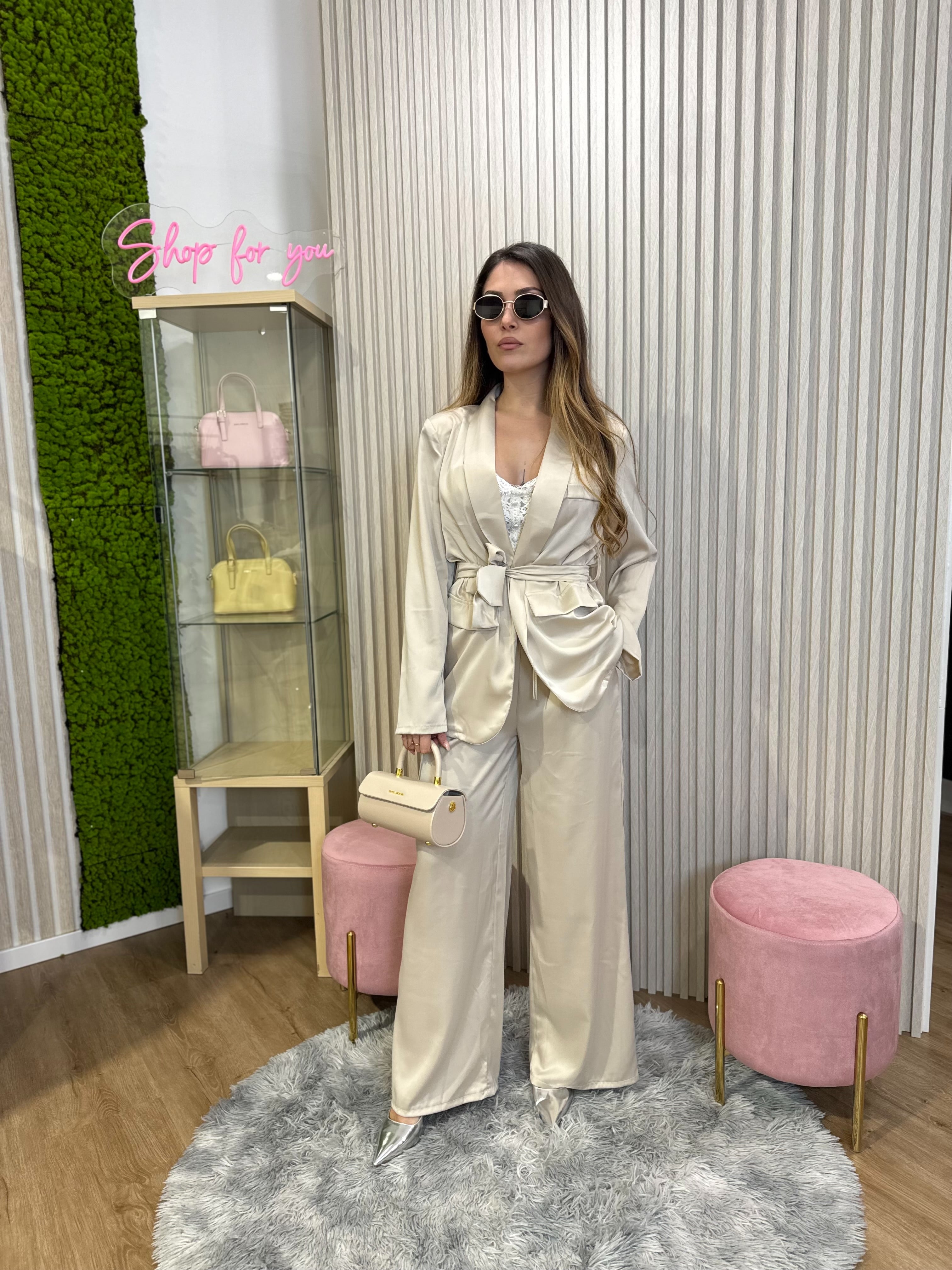 Tailleur raso Millie beige