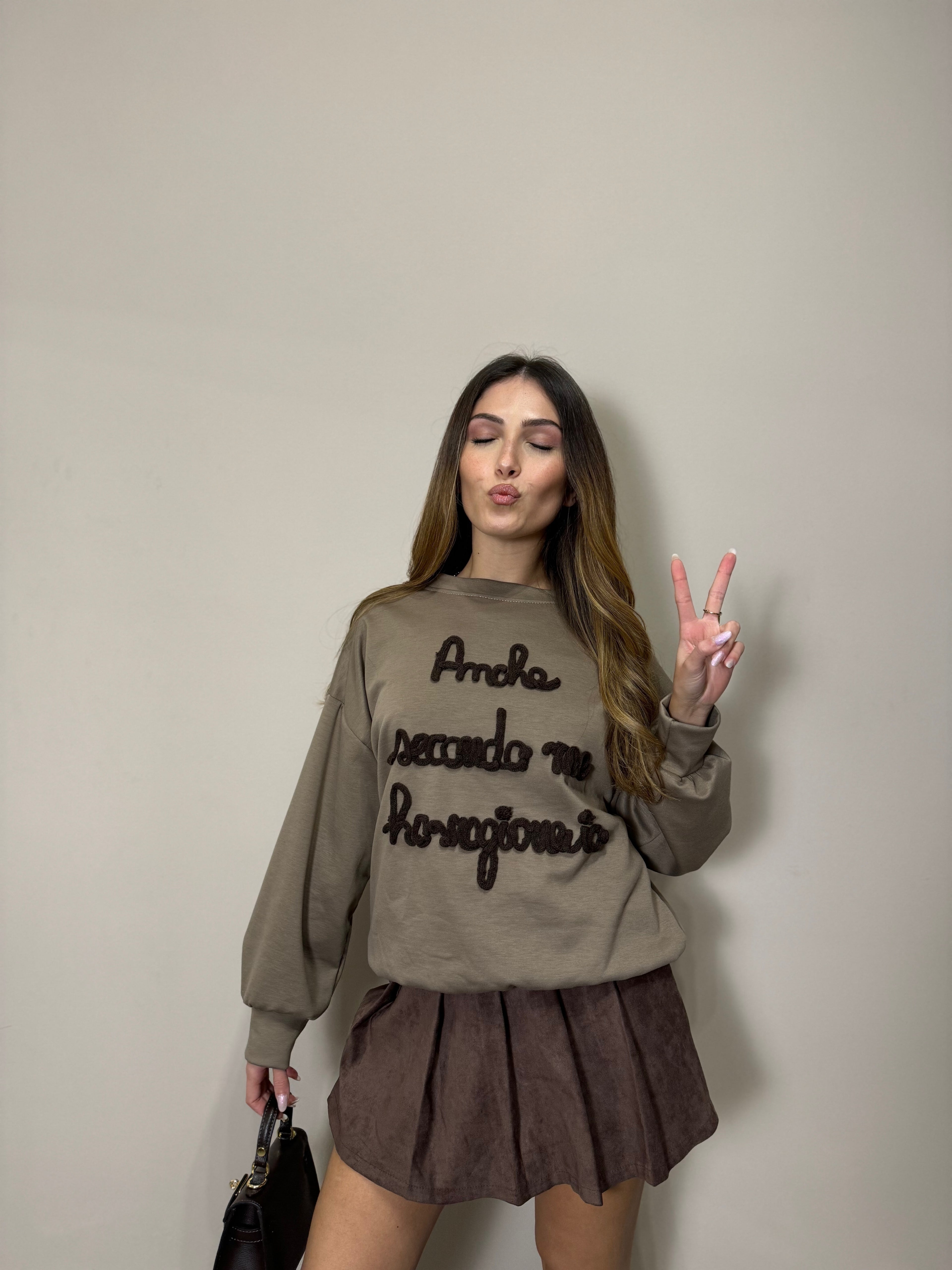 Felpa “ho ragione io” choco