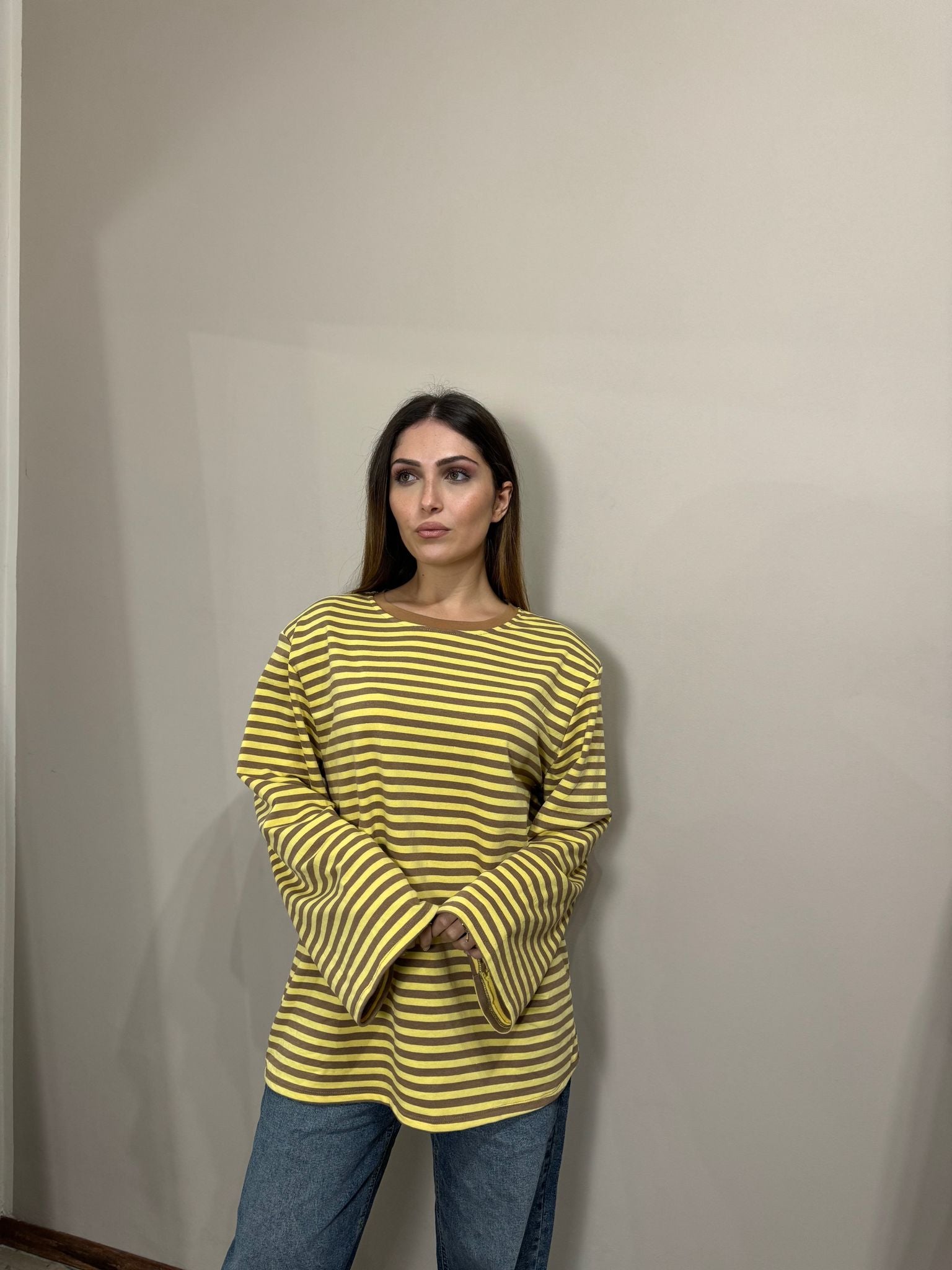 Maglia Laura over lunga con spalline choco/yellow