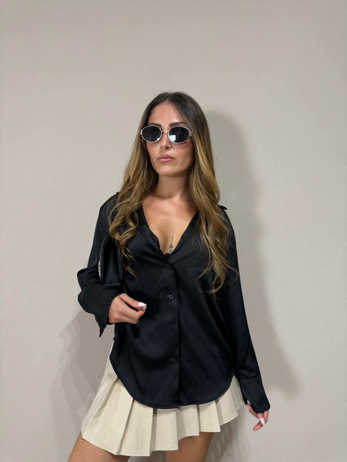 Camicia in raso nera